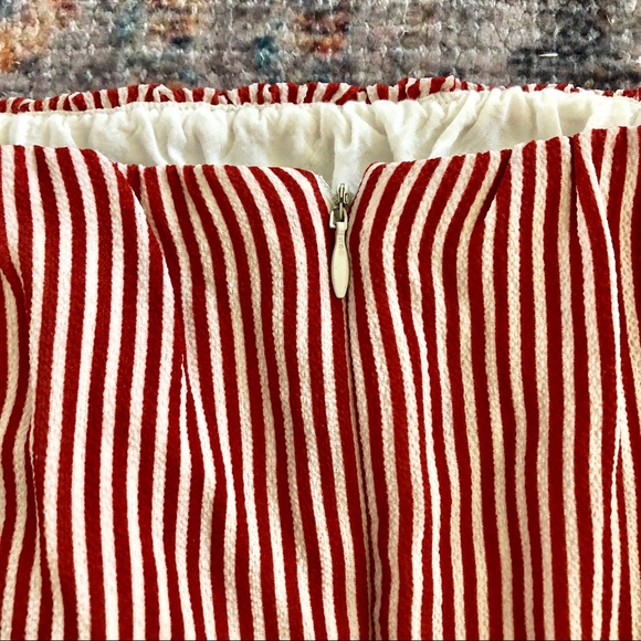 Striped off-the-shoulder top - Picture 3 of 3